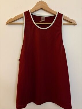 Outdoor Voices Tank Top Womens Red Mesh Endorphins Running Jersey Athletic